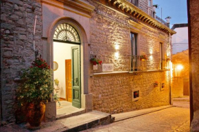 Domus Aurea Montalbano Di Elicona